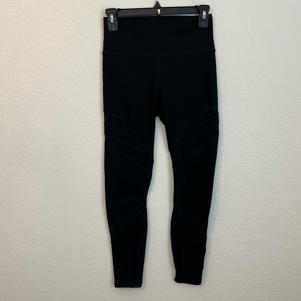 Women Fabletics Leggings xsmall
